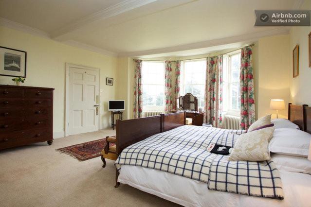 Holbecks House B&B 입스위치 객실 사진